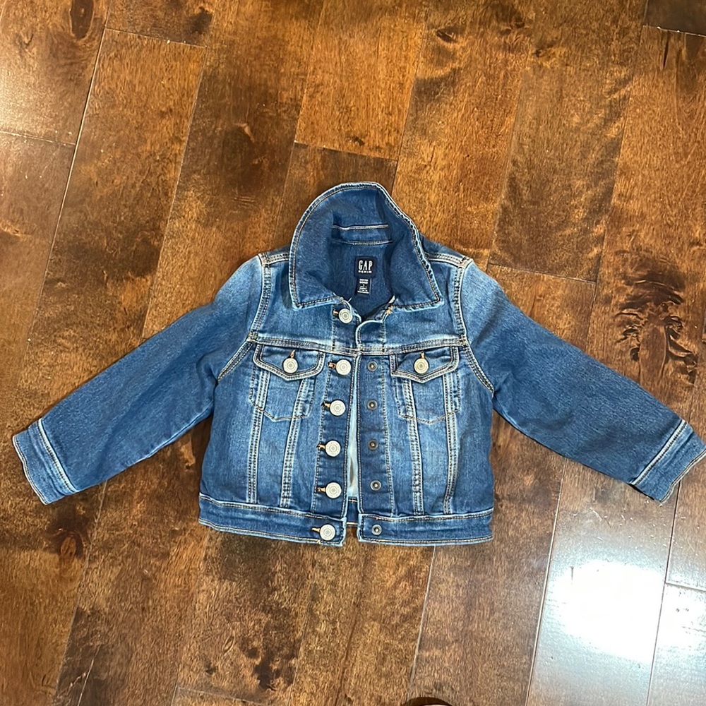 Gap jean jacket 3t